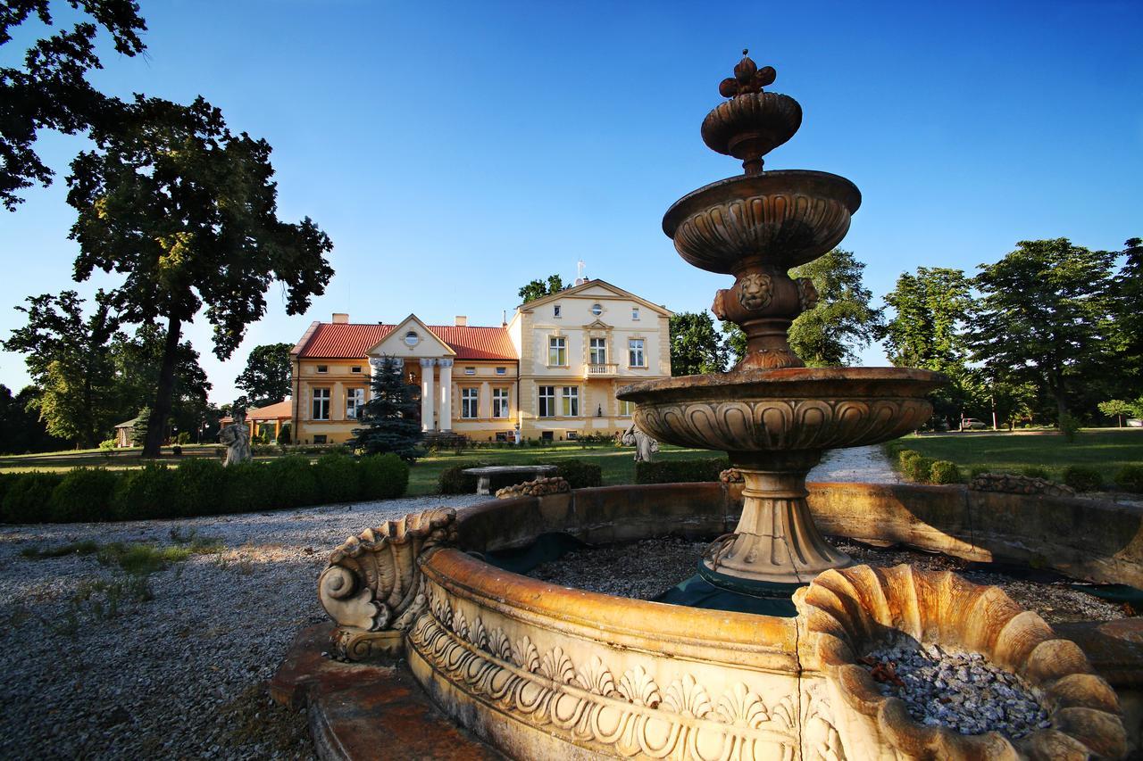 Palac Piorunow & Spa Kwiatkowice Exterior photo